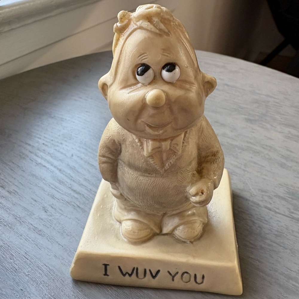 Vintage Russ Berrie & Co 1970’s Figurine